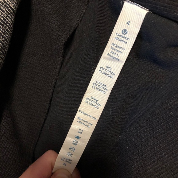 Lululemon Cardigan Sweater Black Size 4 - Picture 2 of 8